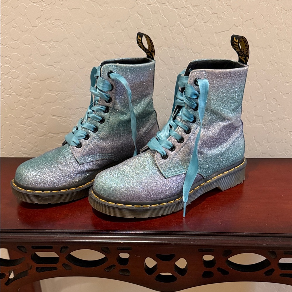 DR Marten 1460 Pascal Glitter  Combat Boots Turquoise/ Purple Women’s Sz 7 EU38